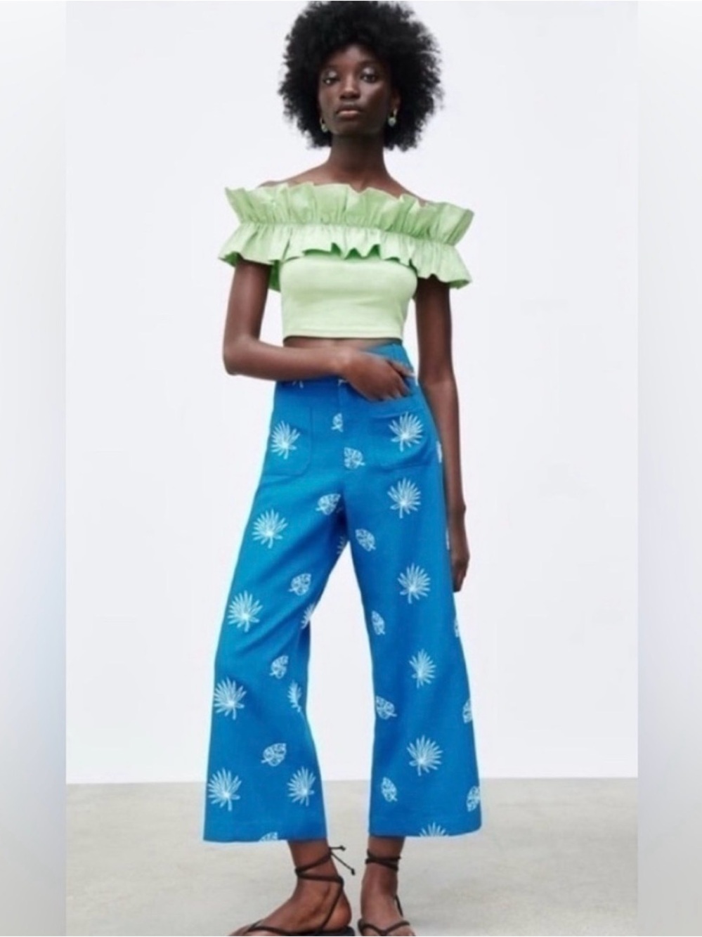 NWT Zara Light Green Off-Shoulder Ruffle Crop Top Size Small - Picture 2 of 7
